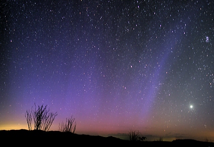 Aurora photographed from the California desert