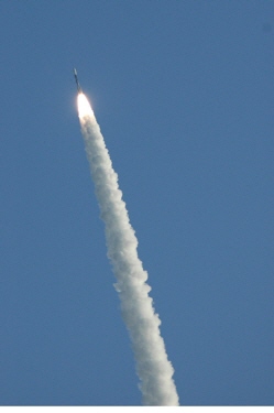 Launch of a Delta II rocket carrying the COSMO-1 radar Earth observation satellite