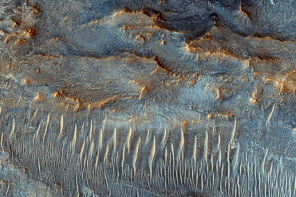 Mars Reconnaissance Orbiter HiRISE image of Nili Fossae
