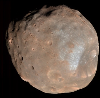 Mars Reconnaissance Orbiter color image of Phobos
