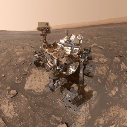 Curiosity Mars rover selfie